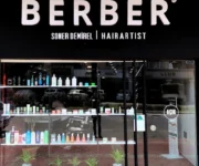 Berber Soner Demirel Hair Artist – Alanya’da profesyonel saç kesimi, sakal tasarımı ve erkek bakımı hizmetleri sunan modern berber salonu.