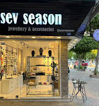 Sev Season – Alanya’da şık takılar, aksesuarlar ve modern tasarımlı mücevher koleksiyonları.