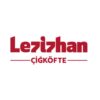 Lezizhan Çiğköfte Alanya’da bol yeşillik ve nar ekşisiyle servis edilen etsiz çiğköfte dürüm ve porsiyon tabağı