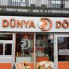 Gazipaşa’da DÜNYA DÖNER restoranında servis edilen bol malzemeli et döner dürüm