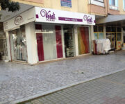 Yayla Tekstil mağazasında modern ve kaliteli ev tekstili ürünleri ve kumaş çeşitleri