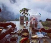 Adanalı Restaurant – Kemal Ustanın Yeri Alanya’da mangalda pişen kebap ve geleneksel mezelerle donatılmış yöresel sofra