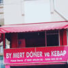 Alanya’daki Mert Döner Kebap Salonu’nda servis edilen et döner tabak sunumu