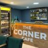 The Corner Cafe & Hookah Alanya’nın rahat oturma alanı ve özel sunumlu nargile servisi