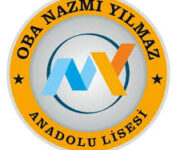 Oba Nazmi Yılmaz Anadolu Lisesi binası, modern sınıfları ve öğrencilere güvenli, çağdaş bir öğrenme ortamı sunan Alanya’daki lise.