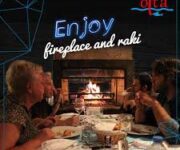 Olta Balık Restoran Alanya’nın deniz manzaralı terasında servis edilen taze ızgara levrek ve mezeler