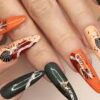 “Queen Nail Alanya’da profesyonel manikür ve nail art uygulaması yapılan müşteri”