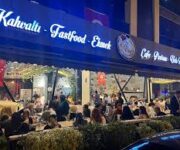 Elit Chef's Patisserie & Lounge Alanya’da özenle sunulmuş pasta ve kahve servisi