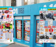 Alanya’da uygun fiyatlı ve kaliteli ürünler sunan A-101 market raflarında temel gıda, temizlik ve günlük ihtiyaç ürünleri yer alıyor.