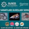 "Alanya Belediyesi El Sanatları Atölyesi’nde katılımcılar, seramik, ahşap, tekstil ve geleneksel el sanatları teknikleriyle eserler üretiyor, eğitmen rehberliğinde yaratıcılıklarını geliştiriyor."