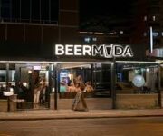 Jasmin Garden Restaurant Alanya’da palmiye ağaçlarıyla çevrili bahçede akşam yemeği keyfi