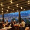 “Merlot Restaurant Alanya’da deniz manzarası eşliğinde sunulan seçkin lezzetler ve şık atmosfer.”
