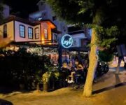 “Lost in Alanya’da modern konseptli kafe-bar atmosferi ve yaratıcı sunumlarla hazırlanan lezzetler”