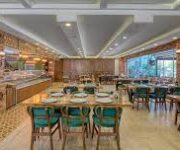 “Alanya Turfe Et Cağ Kebap Restoran’da odun ateşinde pişen cağ kebabı ve geleneksel Türk mutfağı lezzetleri”