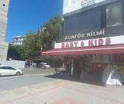 “Alanya Kuaför Hilmi’de profesyonel saç kesimi, renklendirme ve kişisel bakım hizmetleri”