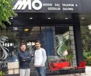 “Alanya Kuaför Mehmet Öz’de profesyonel saç kesimi, saç boyama ve bakım hizmetleri”