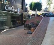 “Alanya Barış Kuaför’de profesyonel saç kesimi, renklendirme ve bakım hizmetleri”