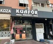 “Alanya MehmetKa Kuaför’de profesyonel saç kesimi, renklendirme ve bakım hizmetleri”