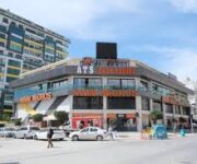 “GymFactory Alanya XL’de modern fitness salonu, spor aletleri ve kişisel antrenman hizmetleri”