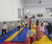 “Gazipaşa Spor Salonu’nda fitness, kardiyo, ağırlık antrenmanı ve grup dersleri”