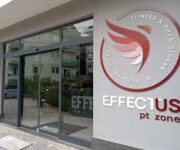 “EffectUs PT Zone’da kişiye özel antrenman yapan sporcular”