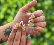“Şeyma Nail Bar’da profesyonel manikür ve nail art uygulaması”