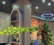 "Pınar Siray Nail Art and Beauty – profesyonel nail art tasarımları ve güzellik hizmetleri sunan modern salon."