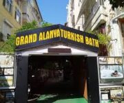 "Büyük Alanya Hamamı – geleneksel Türk hamamı mimarisi ve modern hizmet anlayışıyla misafirlerine arınma ve rahatlama sunuyor."