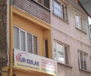 "Nur Emlak, Alanya’da satılık ve kiralık konutlar ile profesyonel emlak çözümleri sunuyor."