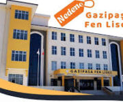 Gazipaşa Fen Lisesi modern okul binası, öğrencilerin eğitim aldığı sınıflar ve okul bahçesiyle birlikte görünüm.