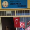 Öğrencilerin Soğukpınar İlkokulu sınıfında eğitim aldığı an.