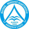 Mustafa Mürüvvet Alaattinoğlu Anadolu Lisesi binası, modern sınıfları ve öğrencilere güvenli, çağdaş bir öğrenme ortamı sunan Alanya’daki lise.