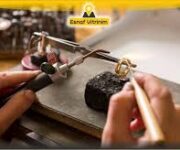 Rgold Altın Tamiri – Alanya’da altın, pırlanta ve gümüş takıların profesyonel tamir ve bakımı yapılan güvenilir kuyumcu; hassasiyet ve kalite ön planda.