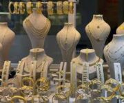 M&TAHİROĞLU Kuyumculuk Ltd. Şti. – Alanya’da altın, pırlanta ve gümüş tasarımlarıyla güven, kalite ve estetiği bir araya getiren köklü kuyumcu.