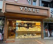 Yönet Kuyumculuk – Alanya’da altın, pırlanta, gümüş ve özel tasarım mücevherlerde kalite, güven ve zarafetin simgesi.