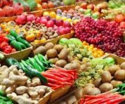 Yörükoğlu Tomurcuk Manav Alanya – Taze ve renkli meyve sebzelerle dolu manav tezgahı