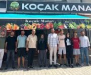Koçak Manav – Taze meyve ve sebzelerin renkli tezgahı