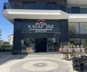 Kasap Şişi restoranın dış cephesi ve içeride pişirilen nefis şiş etler