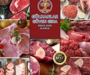 Alanya’da taze gıda ve market ürünleri sunan Gülhanlar Gıda’da sebze, meyve, kuruyemiş ve temel gıda ürünleri hijyenik şekilde sergileniyor.