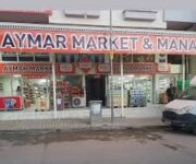 Alanya’da taze ve çeşitli gıda ürünleri sunan Ay-mar Market’in raflarında sebze, meyve, süt ürünleri ve temel gıda ürünleri hijyenik şekilde sergileniyor.