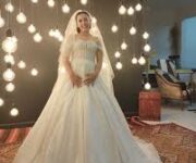 Sena Moda Gelinlik Dikimevi’nde kişiye özel gelinlik tasarımları, abiyeler ve özel dikim modeller özenle sergileniyor.