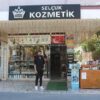 Selçuk Kozmetik – Alanya’da parfüm, makyaj ve kişisel bakım ürünleriyle hizmet veren kozmetik mağazası.