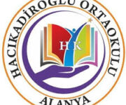 Hacıkadiroğlu Ortaokulu binası, modern eğitim olanakları ve öğrencilere güvenli, destekleyici bir öğrenme ortamı sunan ortaokul.