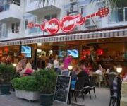 “Bella Alanya HeikinBaari’de keyifli anlar, serinletici içecekler ve eğlenceli atmosfer.”