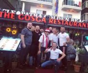 “Alanya The Gosga Restaurant Bar (Restaurant Du Port)’ta deniz manzarası eşliğinde şık yemek servisi ve zengin menü”