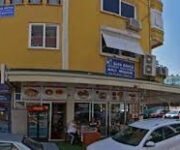 “Alanya Arap Mehmet Kebap Salonu’nda odun ateşinde pişen kebaplar ve geleneksel Türk mutfağı lezzetleri”