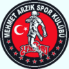 “Mehmet Arzık Spor Kulübü’nde kickboks ve dövüş sporları antrenmanı yapan sporcular”