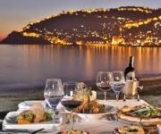 “Alanya Kebapçım33’te Adana kebabı, et şiş, tavuk ızgara ve geleneksel kebap çeşitleri”