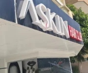Aşkın Hair Club Alanya – erkek ve kadın kuaförü, modern saç kesimi, sakal tıraşı, profesyonel saç tasarımı, парикмахерская в Аланье.