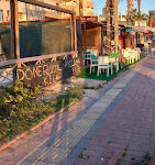 Sky Hill Restaurant Cafe Bar Fastfood’da Alanya manzarasına karşı yemek keyfi.